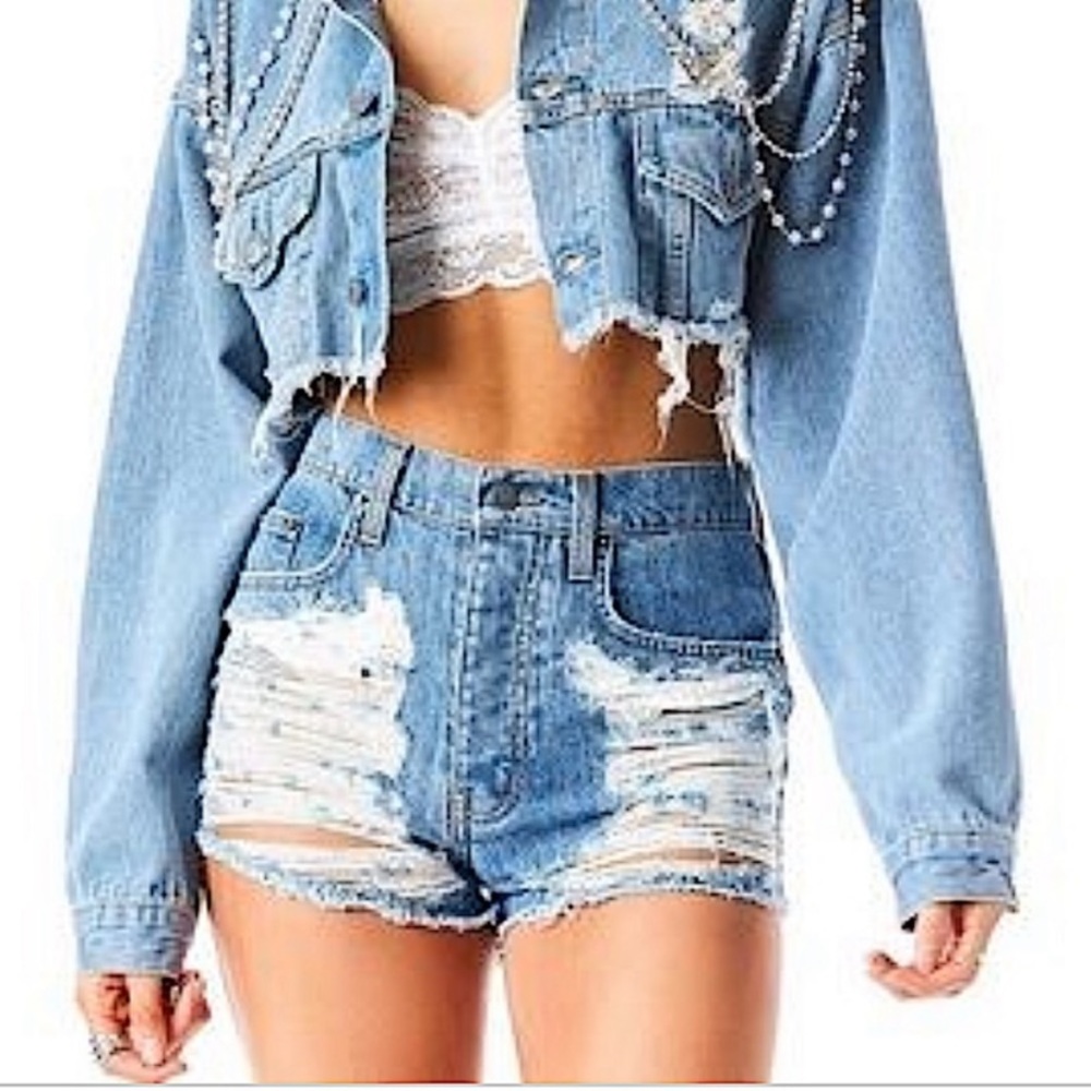 LF CARMAR Denim Shorts High Rise Ripped Distressed Size 26